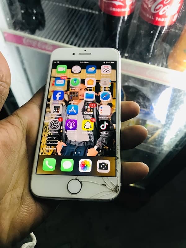 iPhone 8 64gb white color 3