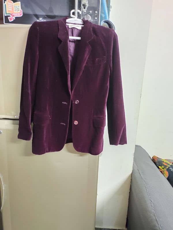 ladies velvet coat 0