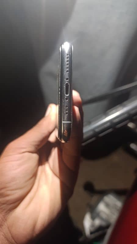 iphone xs 64 gb pta approve panel & battery service 3