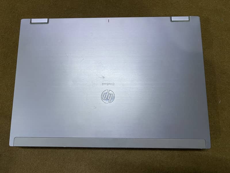 HP EliteBoo 8440p 8 GB 128 SSD 320 HDD 0