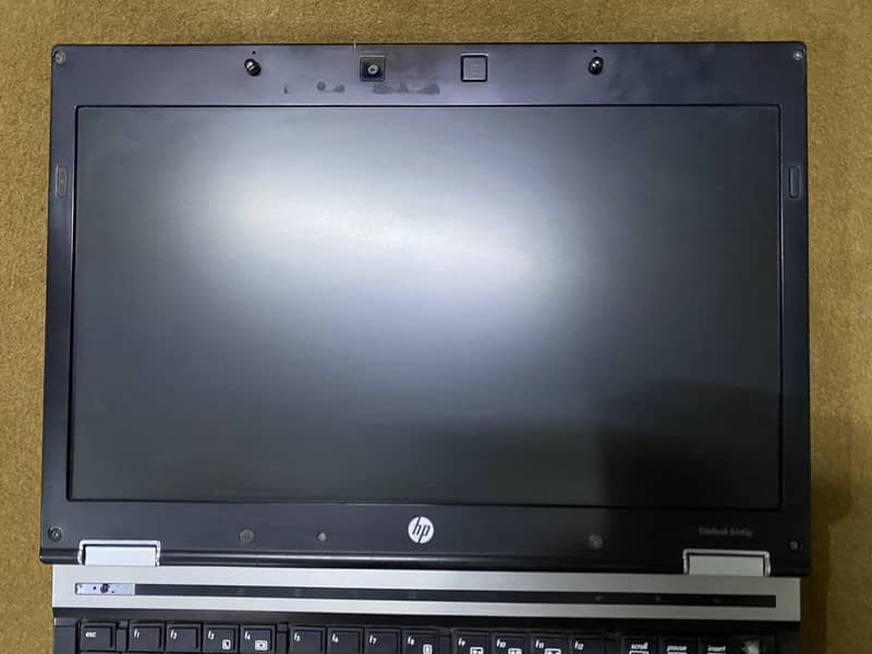 HP EliteBoo 8440p 8 GB 128 SSD 320 HDD 1