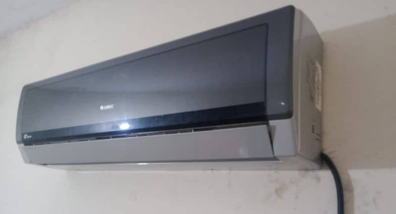 Gree 1.5 inverter Ac Heat and Cool 0