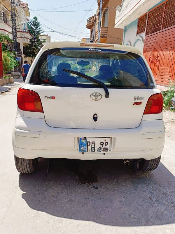 Toyota Vitz 2002 17