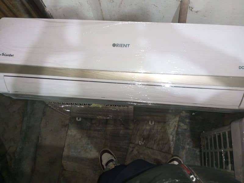 1.5ton Orient Ultron DC inverter heat and cool condition 10 by 10 0