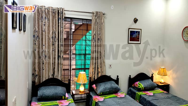 Best GIRLS HOSTEL (Bigway Executive Living) Furnished Sharing Rooms for WORKING Women, UMT, Bahria University, KIPS, JOBIAN Girls 2