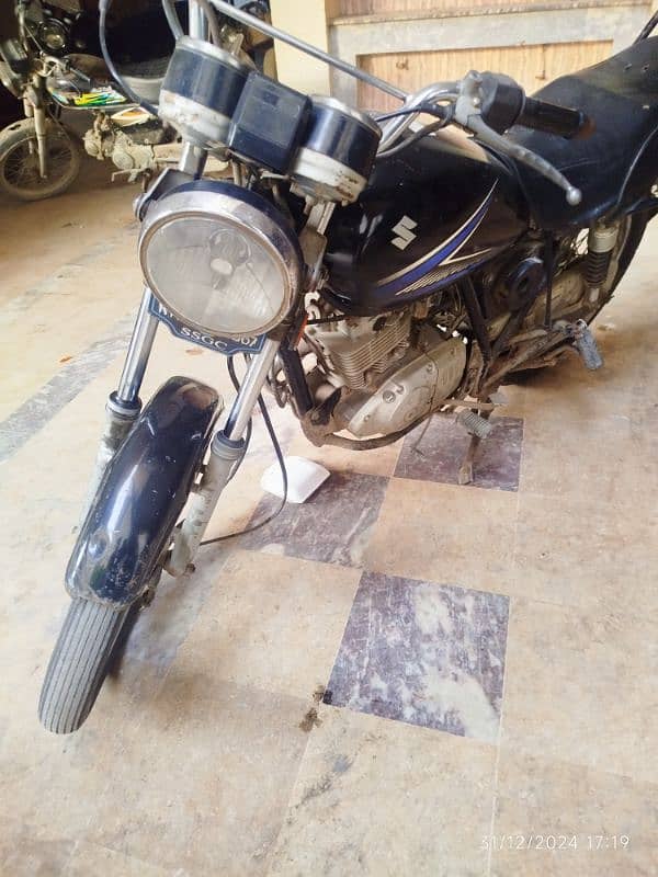 suzuki 150 1st owner power full seald engine 3