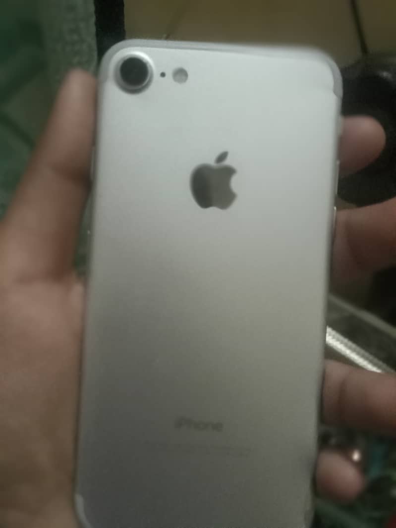 Apple iPhone 7 non pta 1