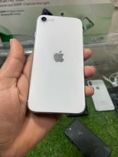 i phone se2020.64Gb pta approved All ok