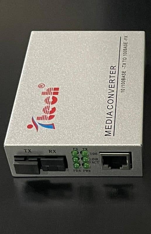 iTech Fiber Ethernet Media Converter 10/100 1