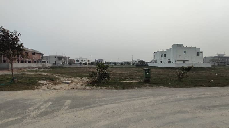 N184 | Direct Deal with Meeting 22 Marla Plot in DHA Phase 8 (Ex-Air Avenue) 0