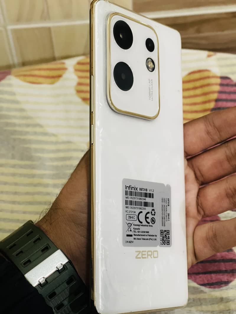 Infinix Zero 30 10 by 10 condition with full accessries 1