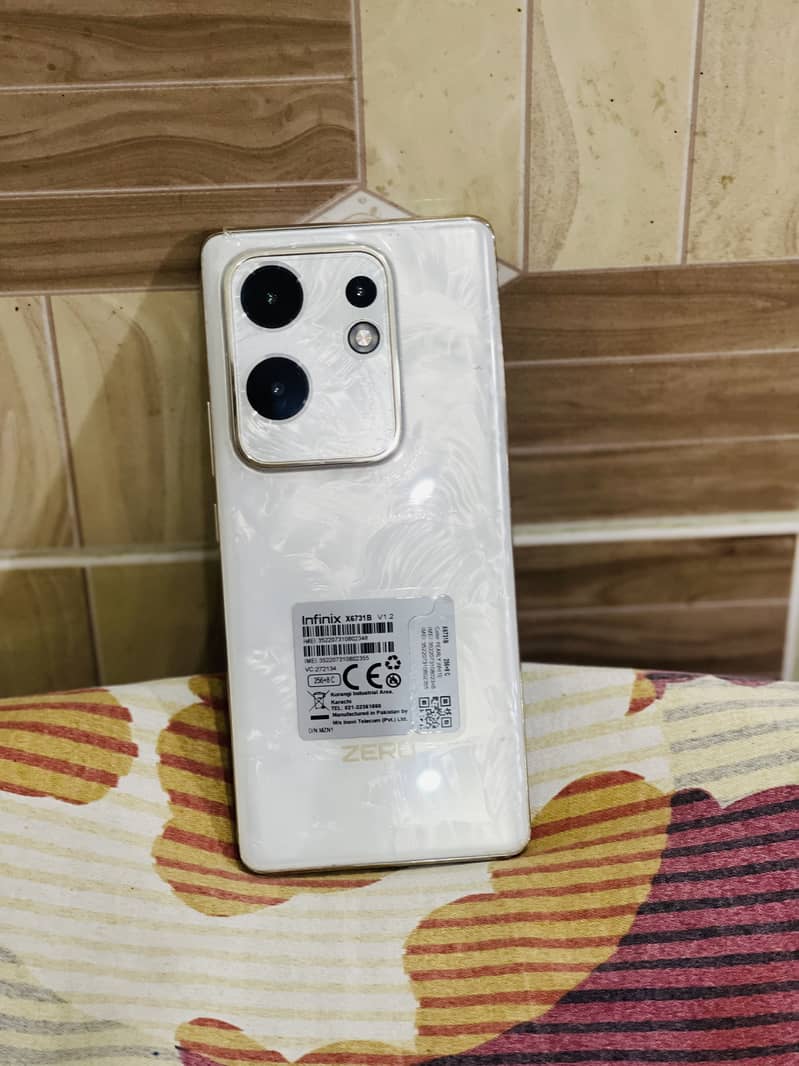 Infinix Zero 30 10 by 10 condition with full accessries 2