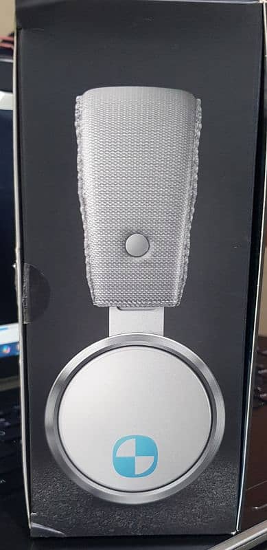 Philips Oneill Headphone 3