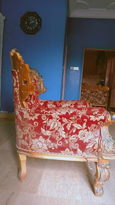 Sialkot Original Sofa Set For Sale Along With 2 Tables 7