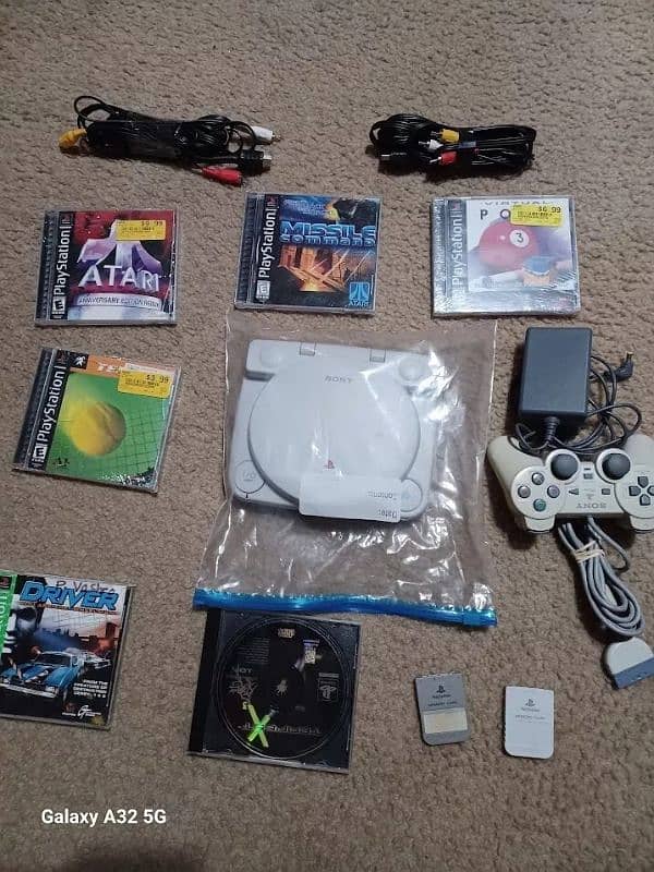 Playstation PsOne With Sareen 7