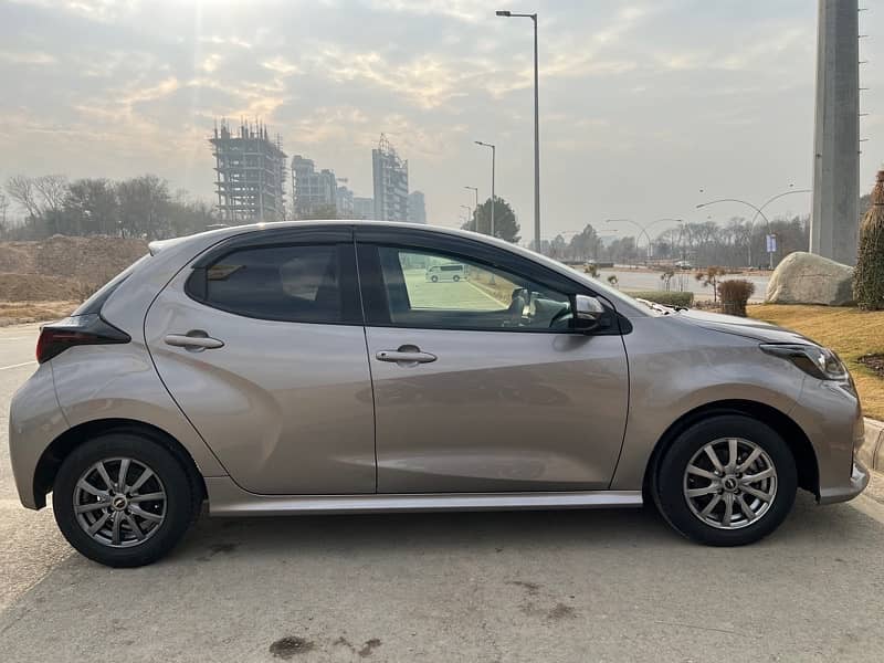 Toyota Yaris 2021 hatchback 7