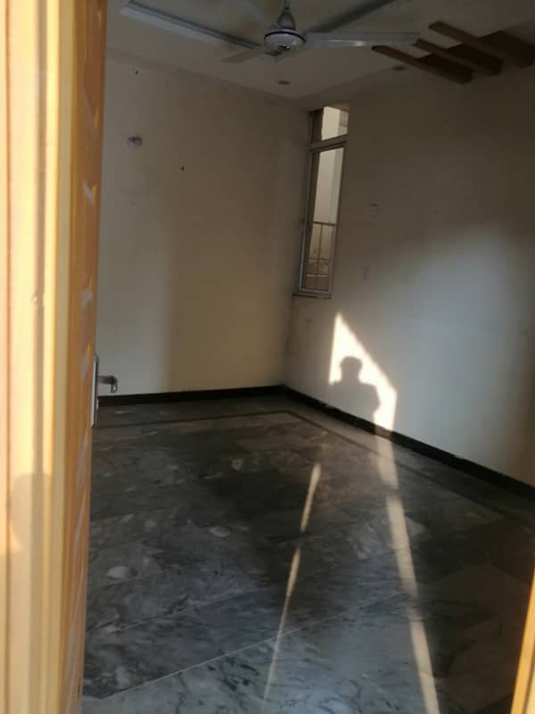 Commercial 5 marla Building for sale peshawar road rawalpindi 10