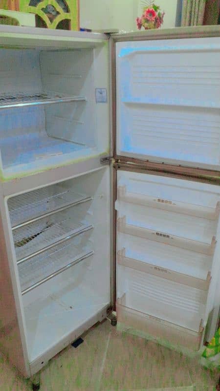 Dawlance Fridge for sale 1