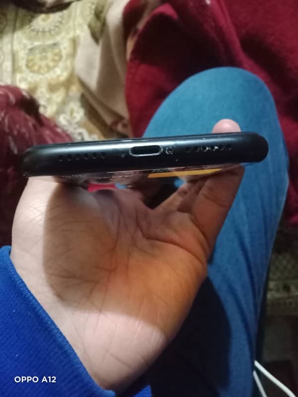 iphone xr 64 gb 11