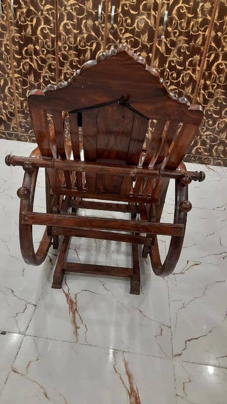 Pure wooden rocking chair 3