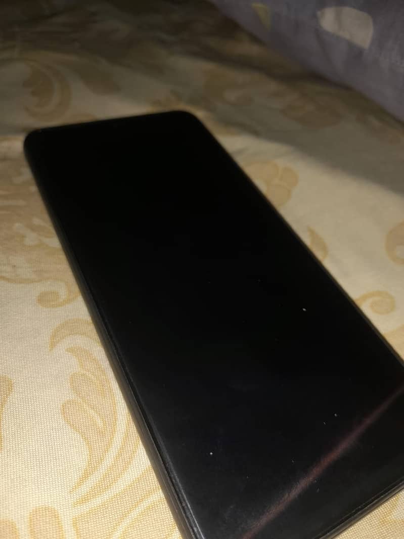 Samsung A12 4GB/64GB, 9/10 Condition with Box 3