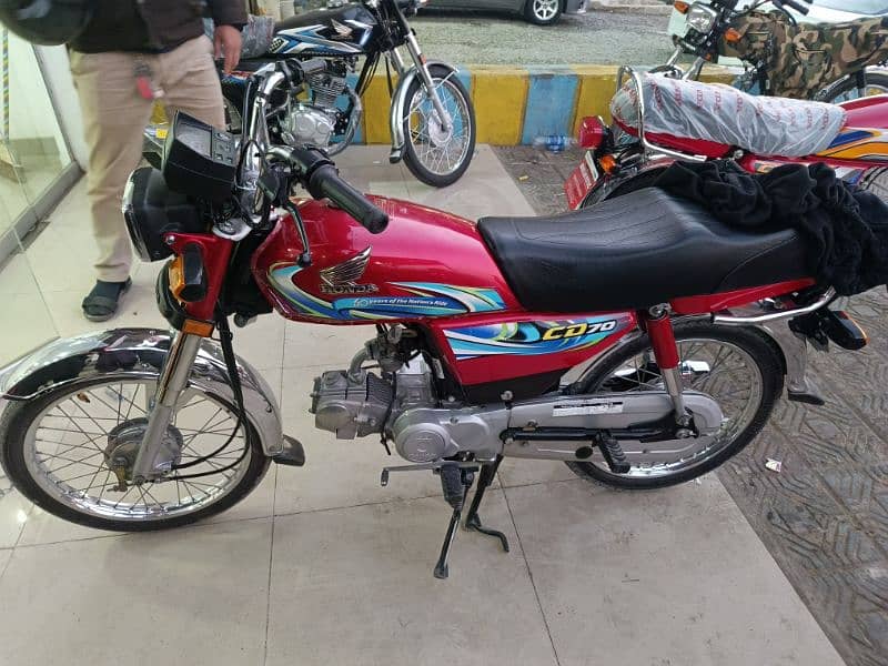 Honda CD70 2024 0