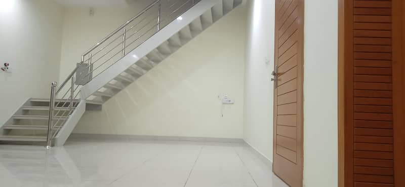 10 marla duble unit look like brand new house available for rent bahria town phase 3 22