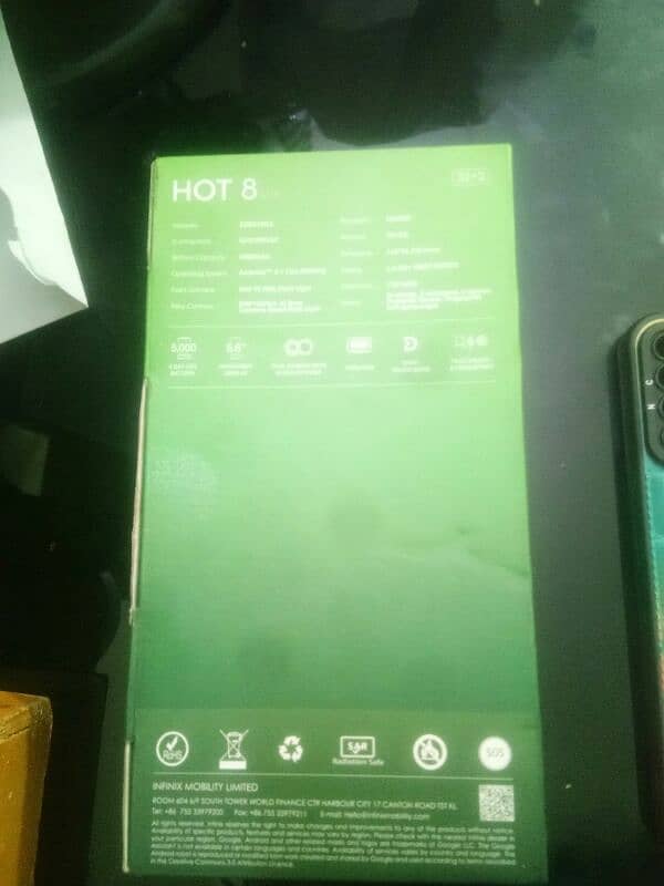 infinix hot 8 lite 2 ram 32 Gb product is used condition cover free 3