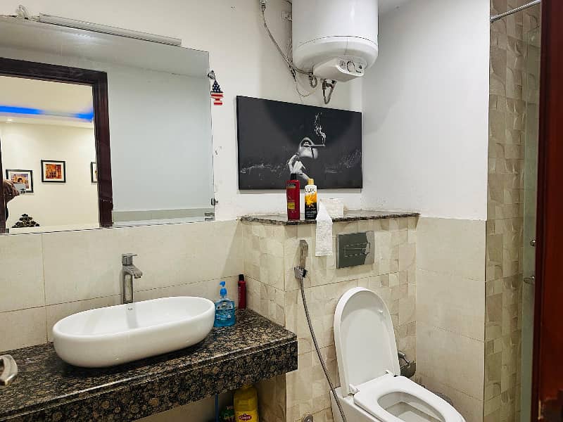 Studio Apartment for a day weekly Rental Luxury Stay in DHA Lahore 3