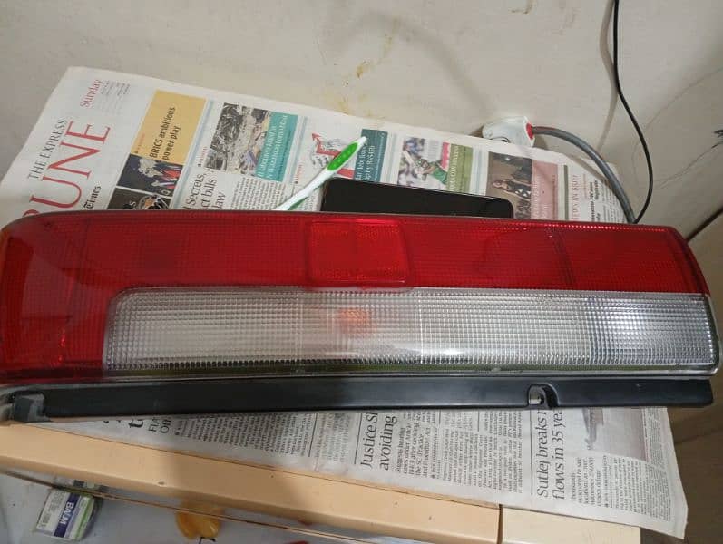 Suzuki cultus right side back light 3