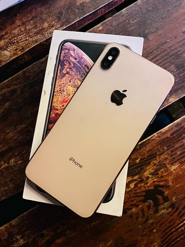 Iphone XsMax 64 Gb PTA Approved 4