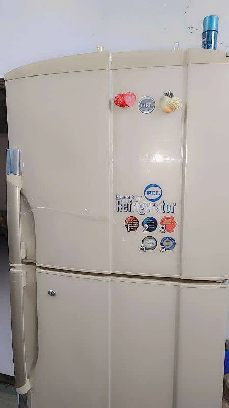 Pel Refrigerator 0