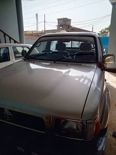 Toyota Hilux 1993 in new condition