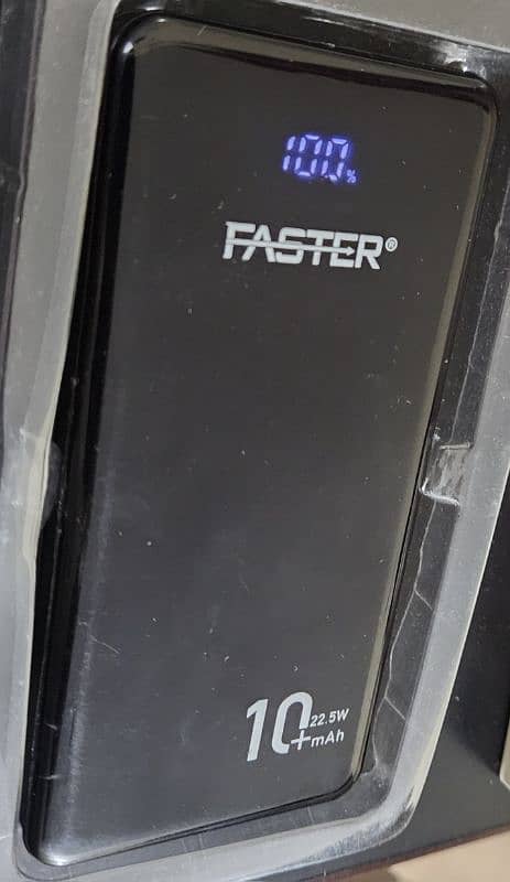 Faster power bank 10k mAH 1 year used 1