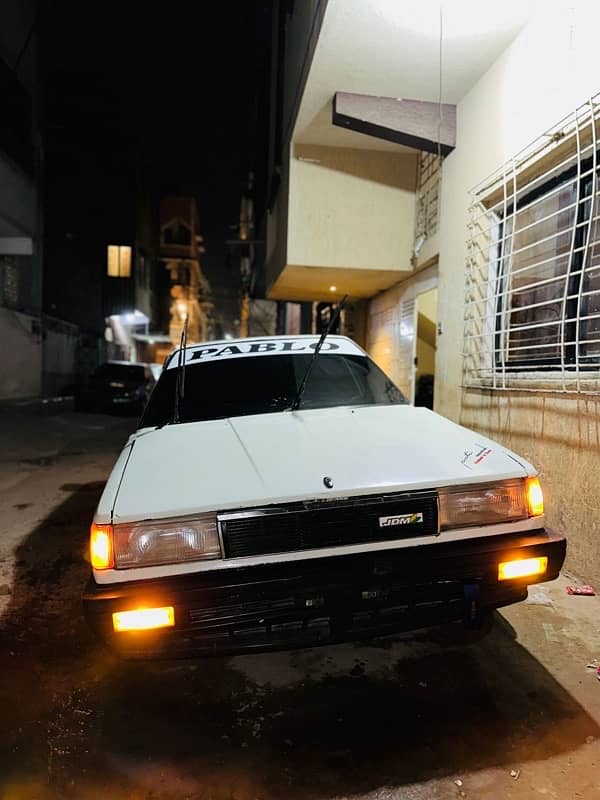 Nissan Sunny 1988 1