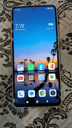 Redmi note 13 only 2 months use