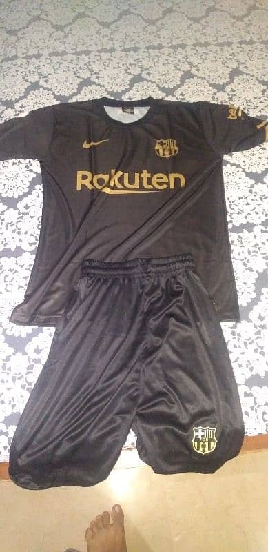 Rare Barcelona-inspired dark jersey & shorts set 0