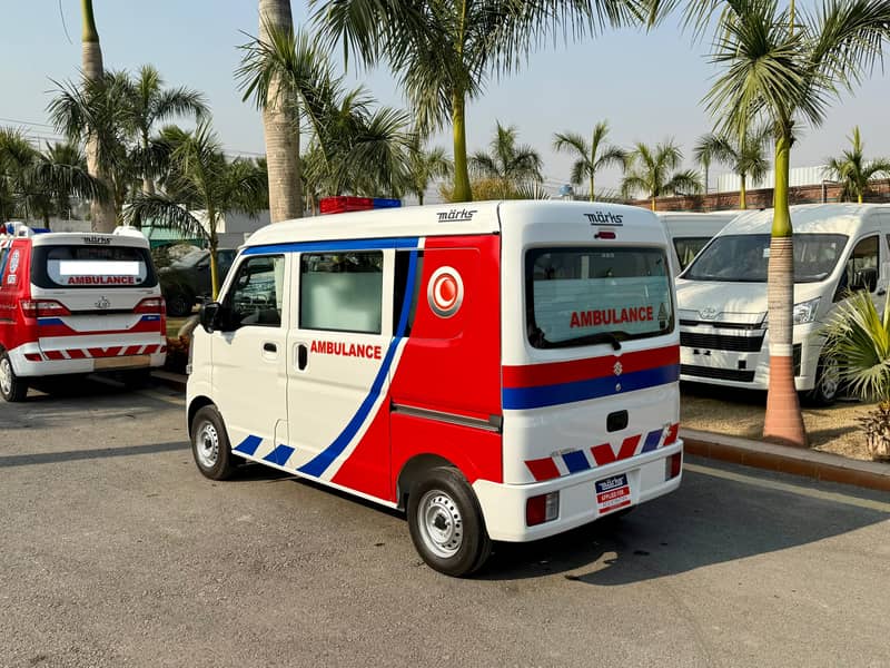 SUZUKI EVERY Ambulance Fabrication 4