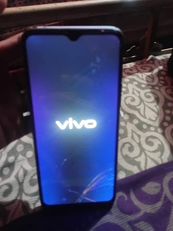 asslamolikum ye mobile hai vivoy51 10/8 2