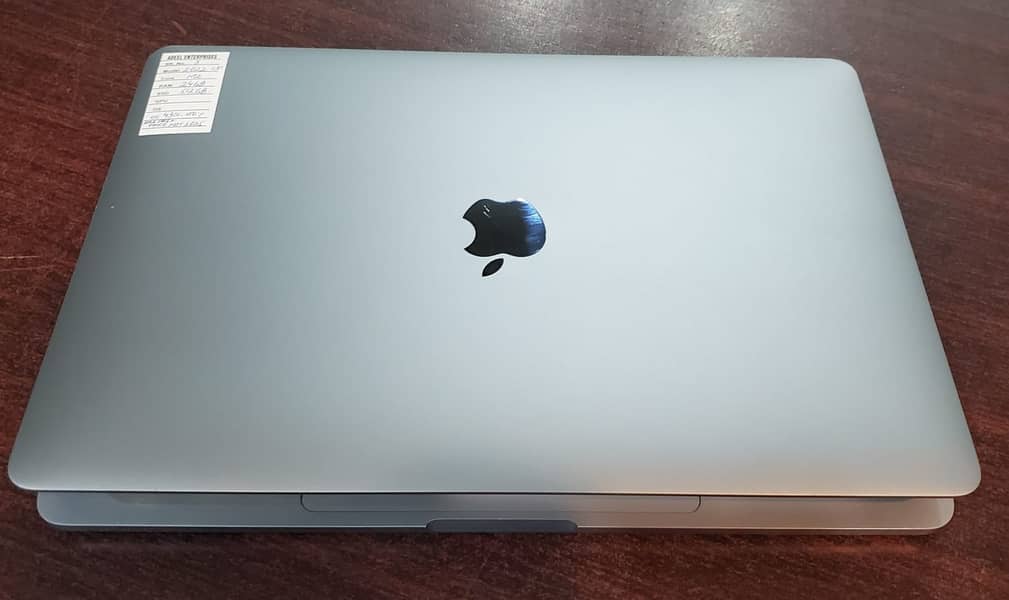 CTO MACBOOK PRO 2022 13" 24GB RAM 512GB SSD APPLE CARE PLUS 6