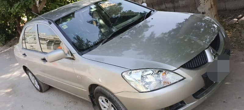 Mitsubishi Lancer | Model 2005 1