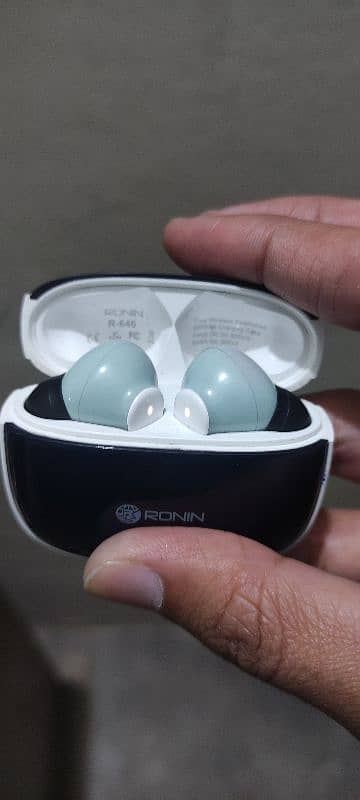 RONIN (R-640) EARBUDS ORIGINAL QUALITY 2