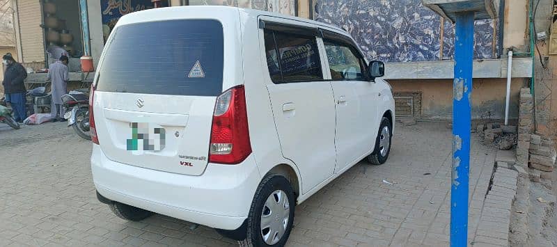 Suzuki Wagon R 2018 8