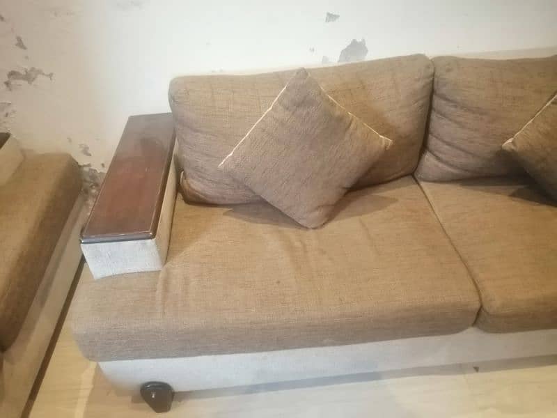 Sofa 3+2 Seater Good Condition 3