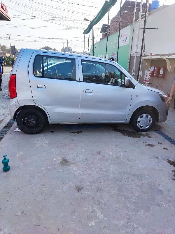 Suzuki Wagon R 2018 VXL 14