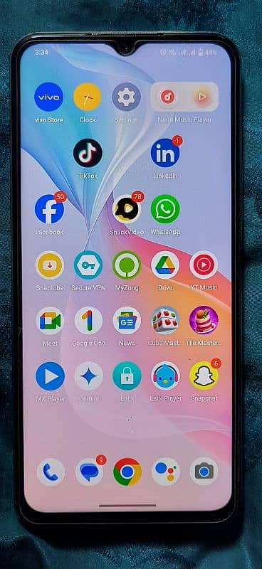 vivo y 33s 8+4.128 0