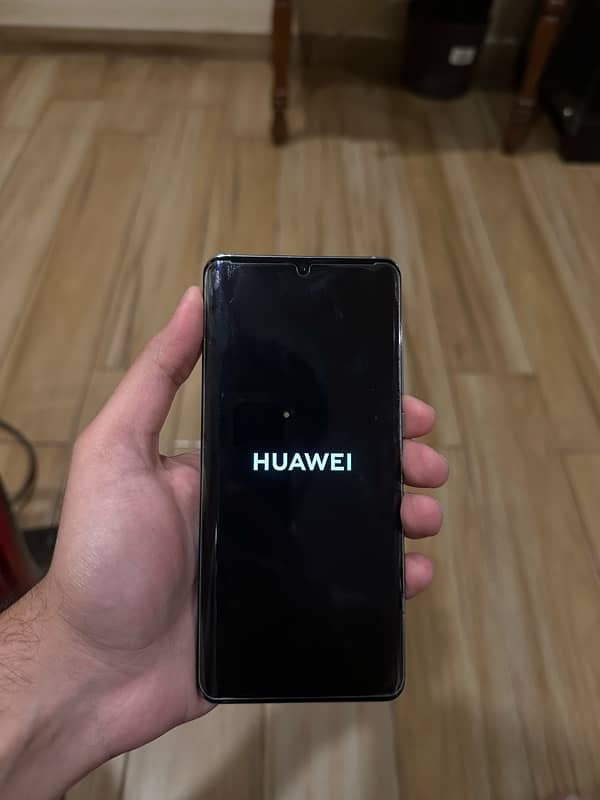 Huawei P30 Pro (Good Condition) 2