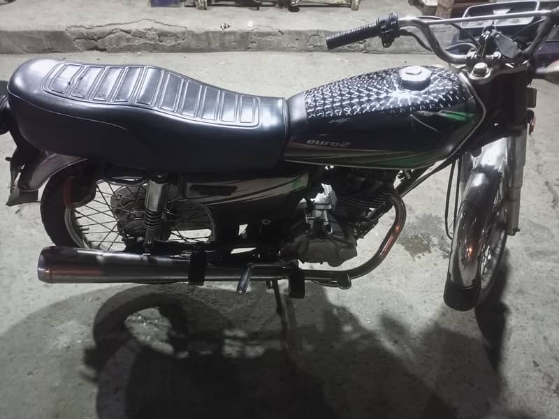 Honda CG 125 2012 3