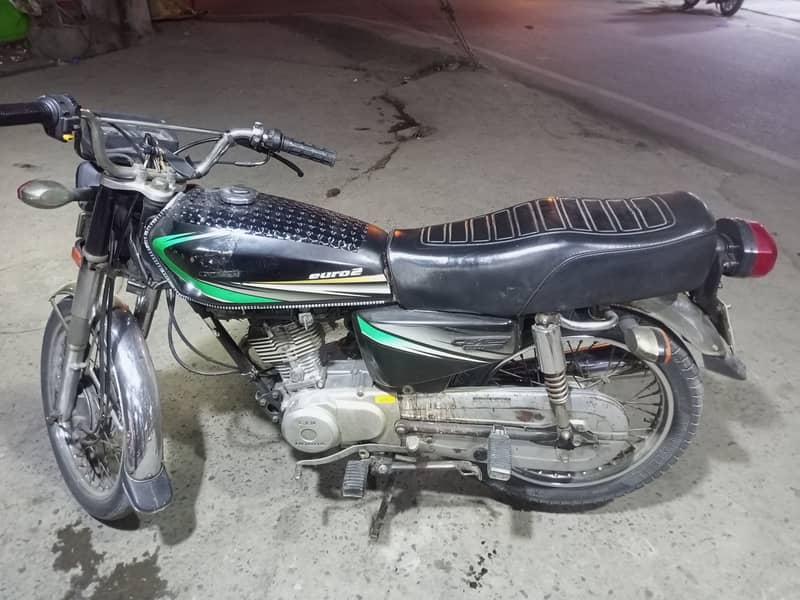 Honda CG 125 2012 5