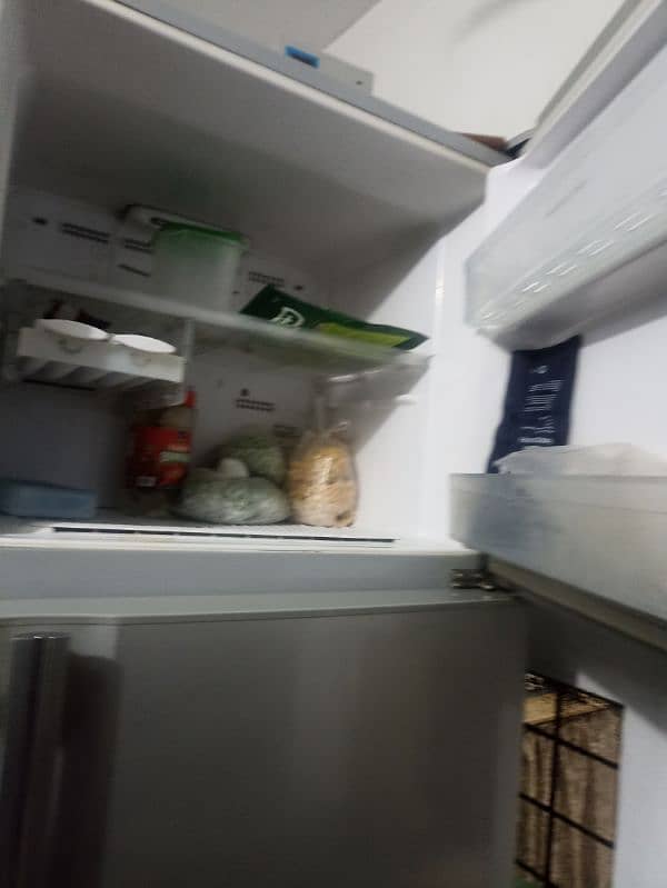 defrost Hitachi fridge 0